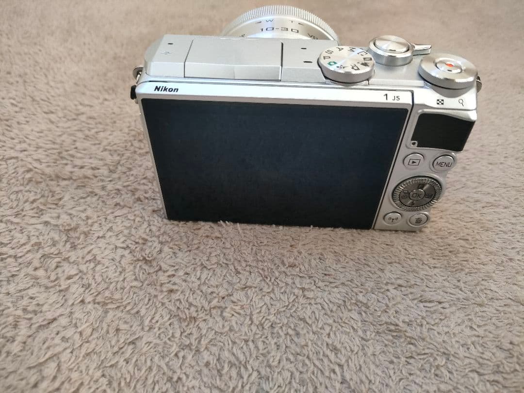 デジタルカメラ Nikon NIKON 1 J5 SILVER
