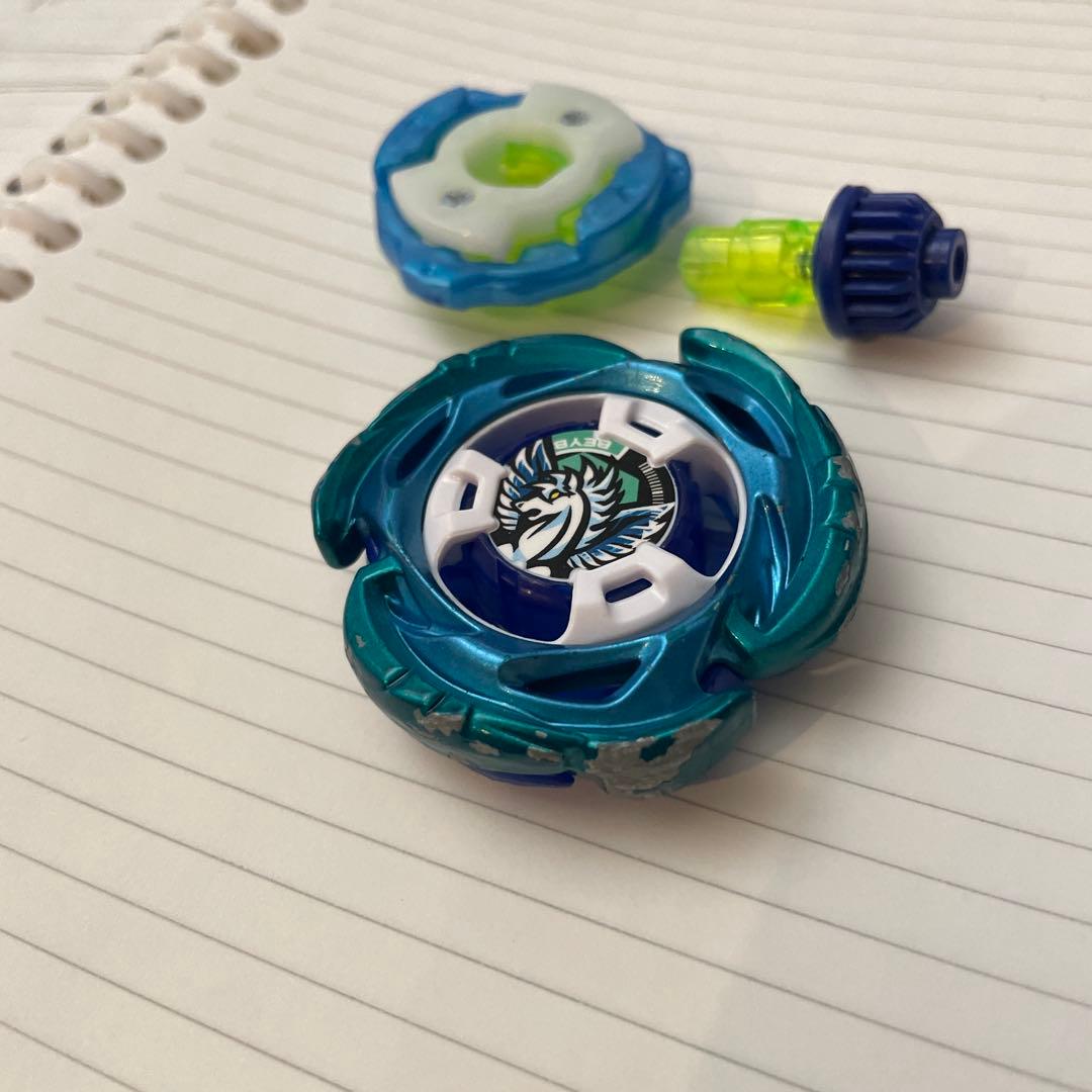 し*け様 ベイブレードx エアロペガサス