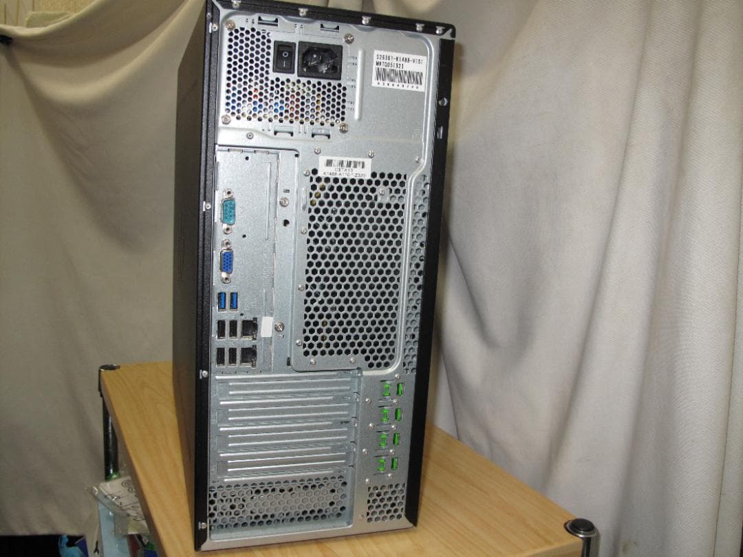 富士通サーバー Windows Server 2022インストール済