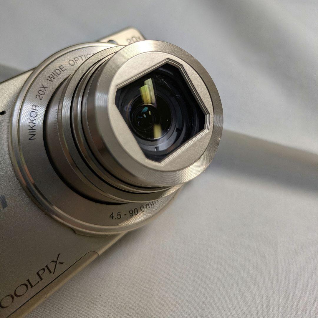 ニコン　Nikon　COOLPIX　S7000　コンパクトデジカメ　画面汚れあり