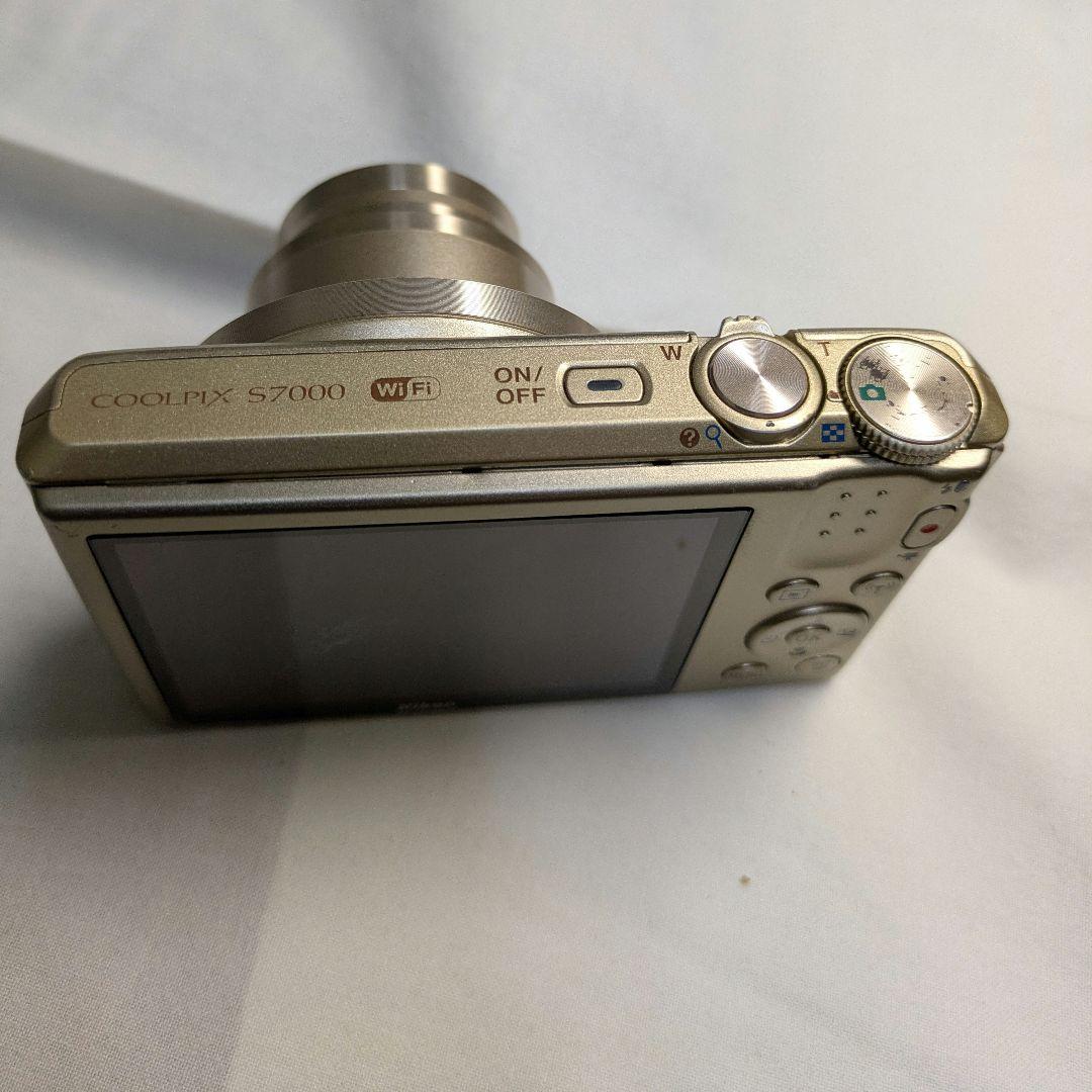 ニコン　Nikon　COOLPIX　S7000　コンパクトデジカメ　画面汚れあり