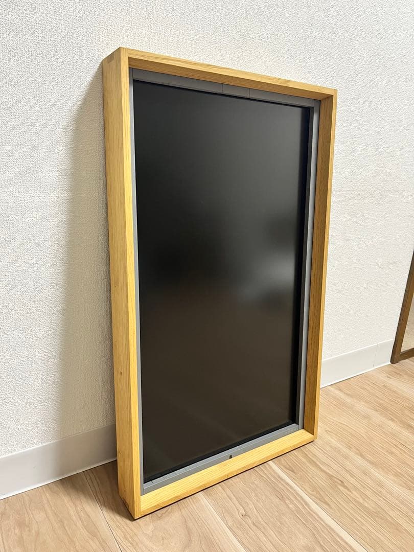 Atmoph Window 2 カリモク フレーム