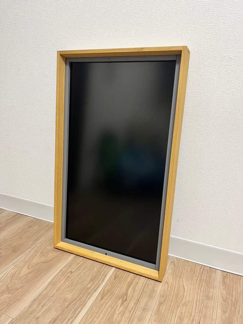 Atmoph Window 2 カリモク フレーム