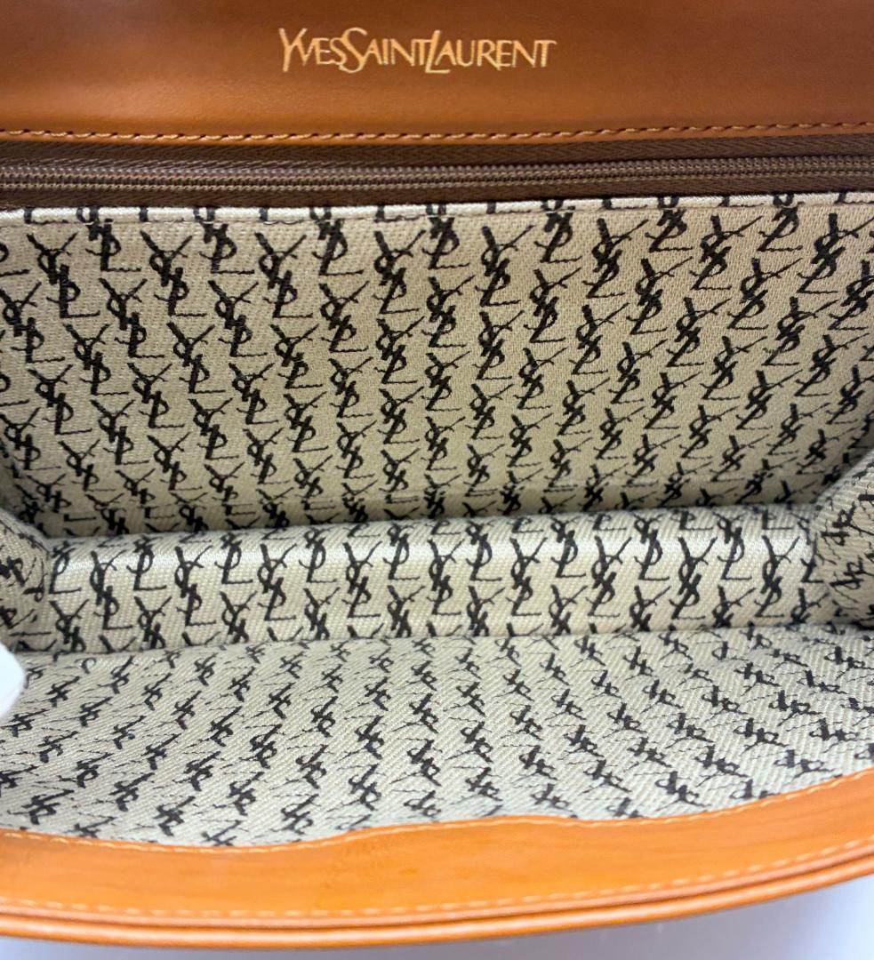 YSL イブサンローラン サンローラン クラッチバッグ A1326A9