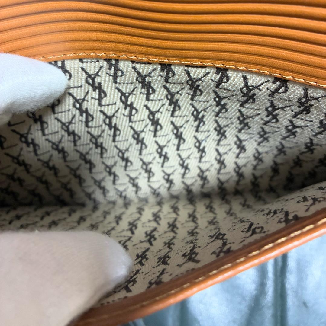 YSL イブサンローラン サンローラン クラッチバッグ A1326A9