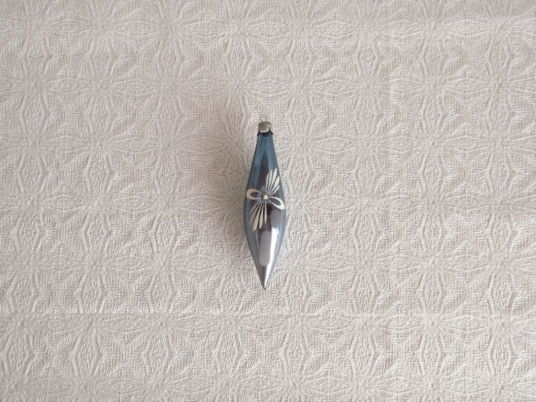 【aiii さま】ornament ❀ * アイスブルー * 細長 オーナメント