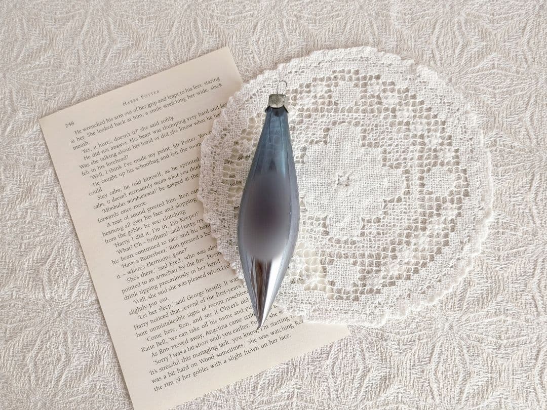 【aiii さま】ornament ❀ * アイスブルー * 細長 オーナメント