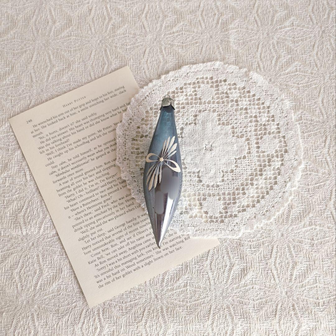 【aiii さま】ornament ❀ * アイスブルー * 細長 オーナメント