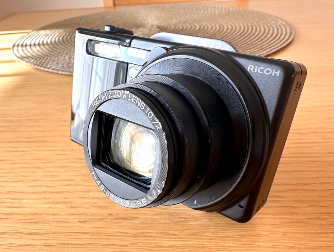 RICOH CX6 コンパクトデジタルカメラ ブラック電池新品