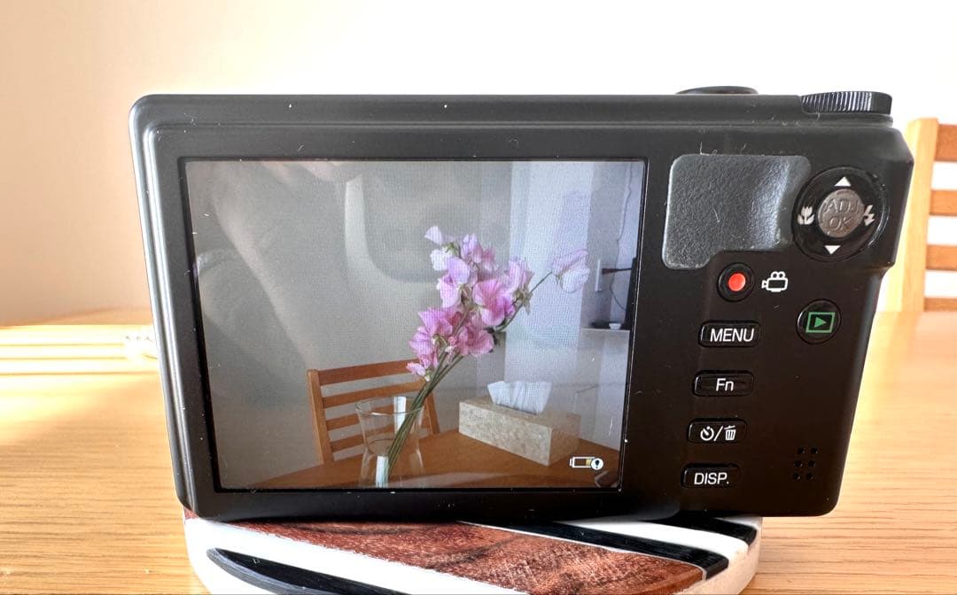 RICOH CX6 コンパクトデジタルカメラ ブラック電池新品