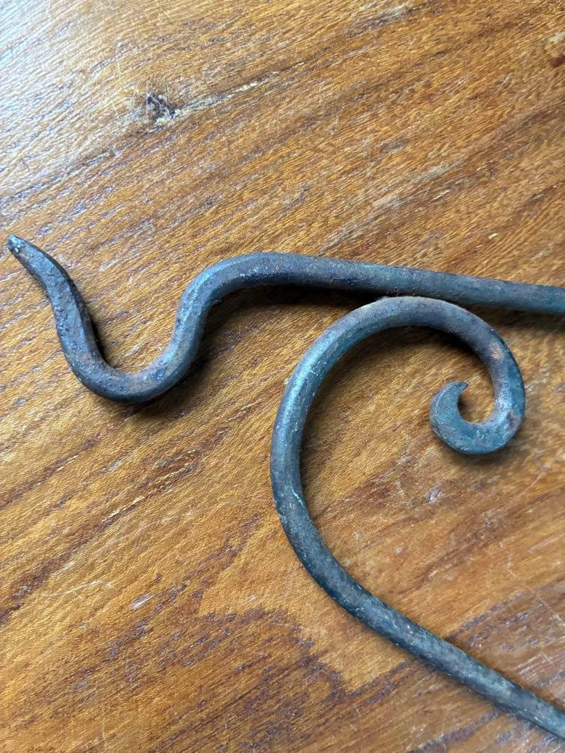 青柳フランス　アンティーク　アイアン　フック　壁掛け　フックシェルフ台　A