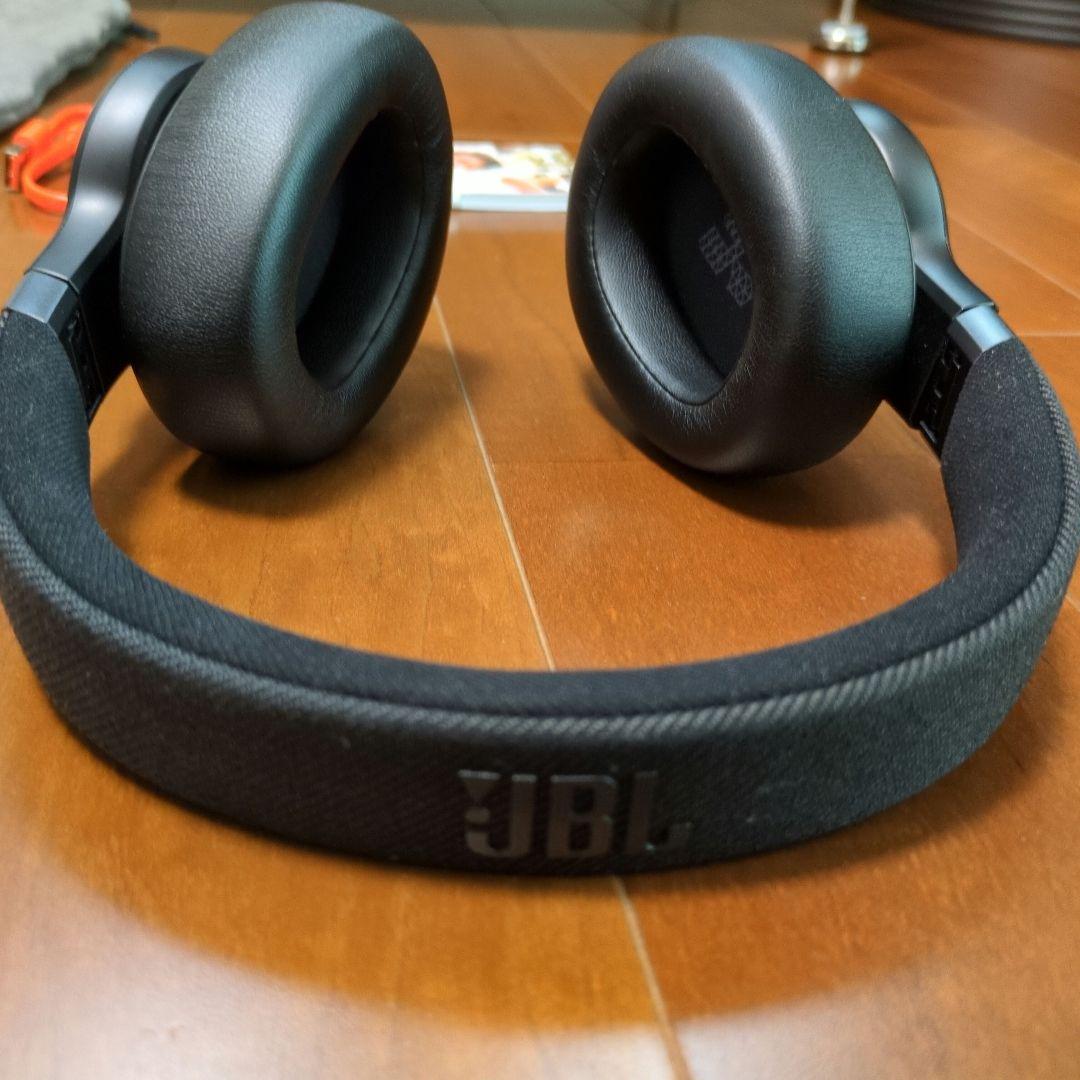 JBL Live 770NC ワイヤレスヘッドホン ノイキャン　ブラック