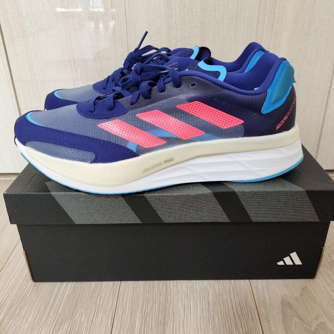 アディゼロ　ボストン10 　28センチ　　ネイビー