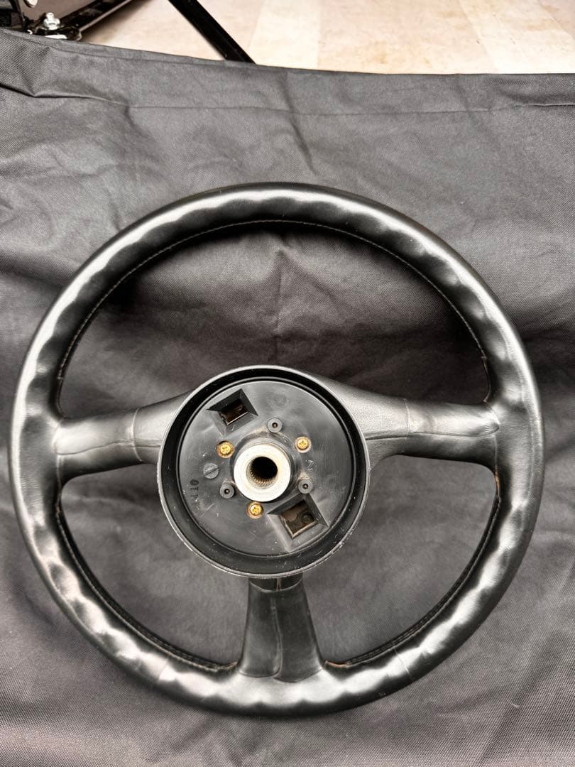 R32スカイライン純正ステアリング　当時物