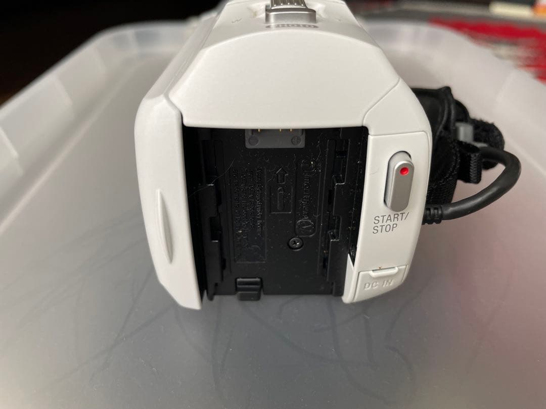 ソニー　Sony HDR-CX680 ビデオカメラ 本体➕大容量バッテリー付き