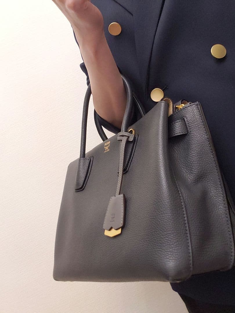 MCM ダークグレー ビジネスバッグ