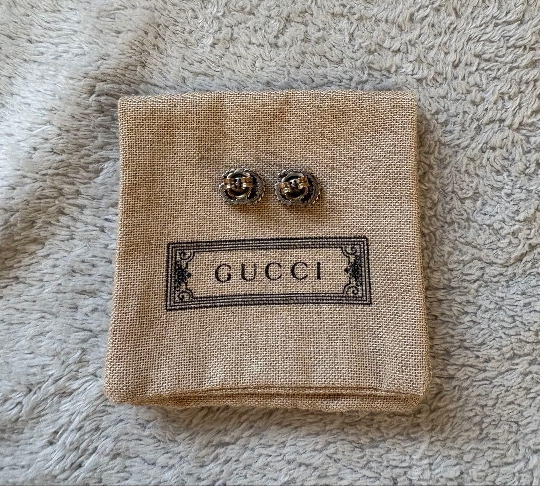 Gucci シルバー スタッドピアス