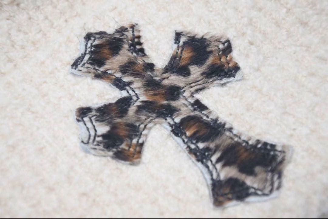 S*e様 美品　chrome hearts ニット帽　レオパード　ホワイト　クロ