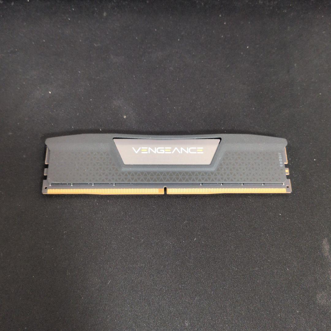 Vengeance 48GB DDR5 5600MHz メモリー
