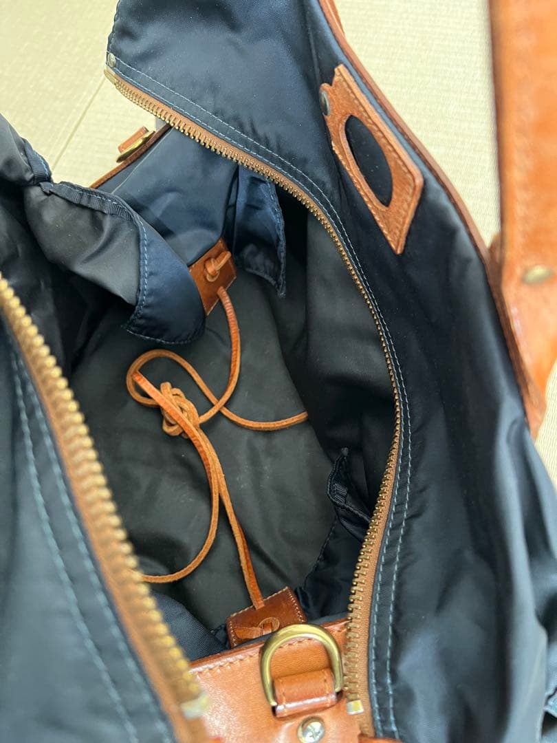 フェリージ　ネイビー ボストンバッグ