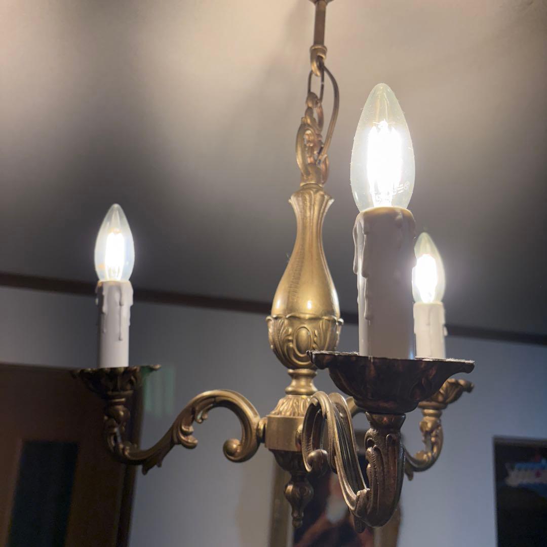 ゴールドシャンデリア フランス製3灯 クラシックスタイル