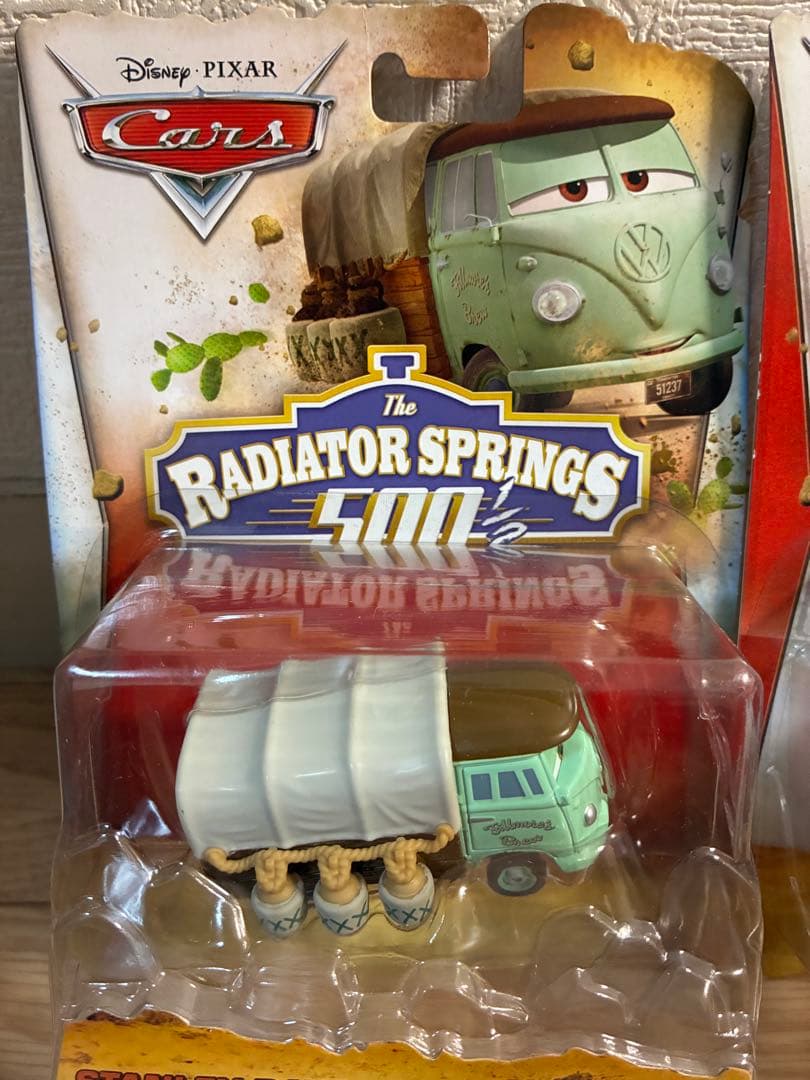 カーズ ミニカー フィルモア メーター セット