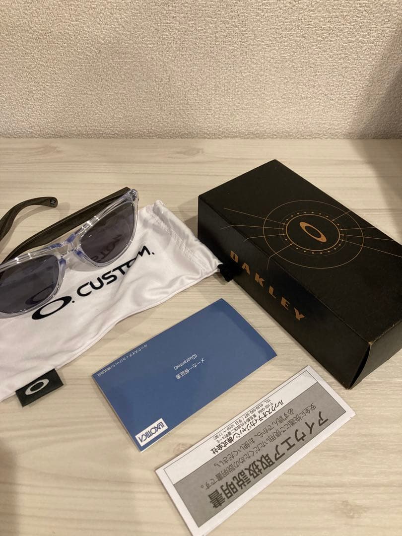 オークリー フロッグスキンズ カスタム(未使用品/偏光レンズ)