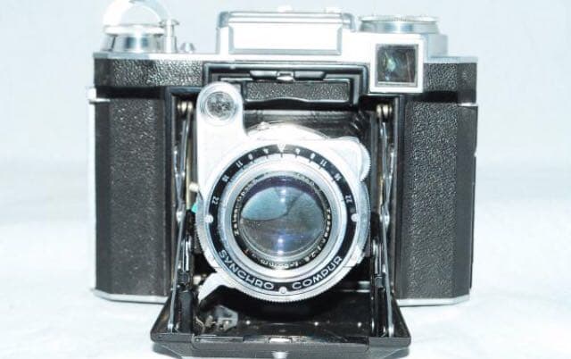 ★ZEISS IKON SUPER IKONTATessar 80 2.8 T*