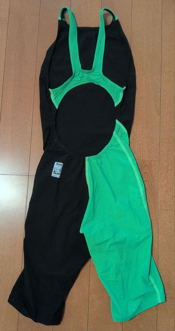 【高速水着】Speedo 競泳水着 S FINA　新品未使用　黒/緑
