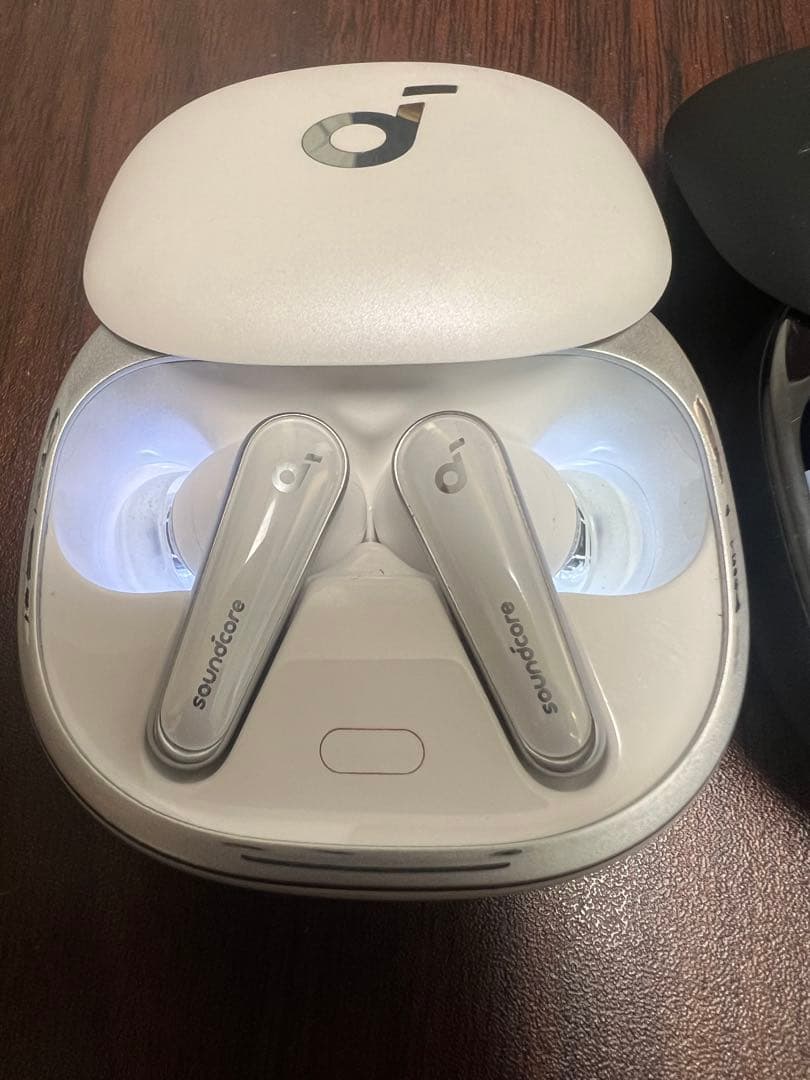 anker soundcore liberty4 2個セット(^^)