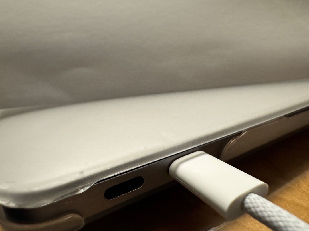 MacBookM1チップ　512GB