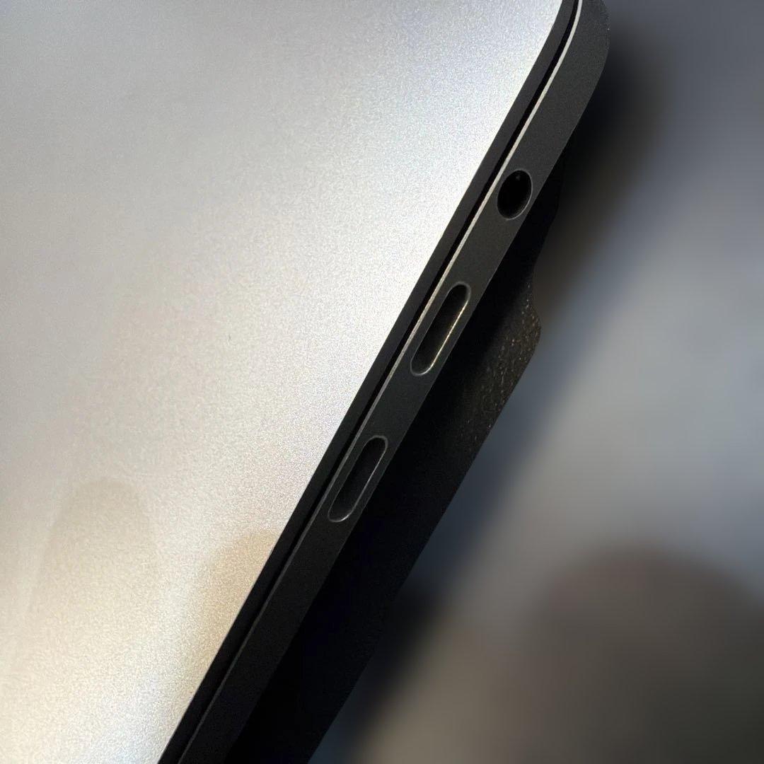 Apple MacBook Pro 2018 15インチ 32GB /1TB