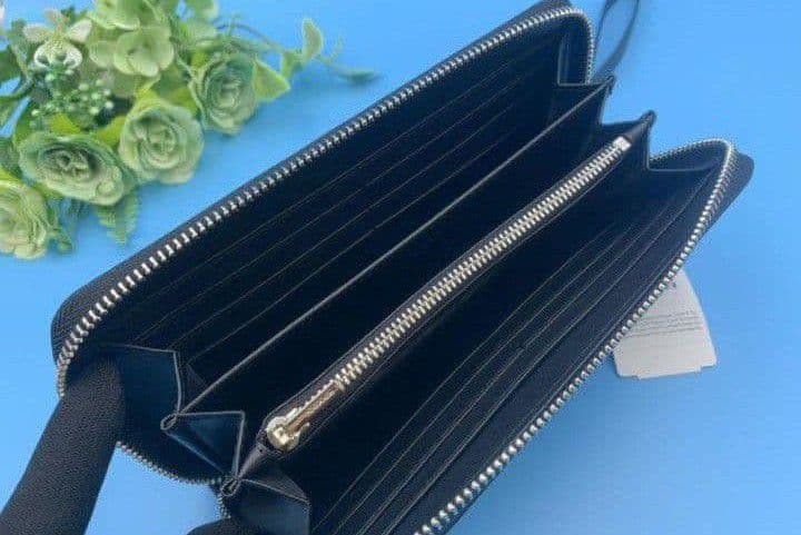 新品未使用コーチ長財布ダークグレイシグネチャーレディースメンズ送料無料即日発送