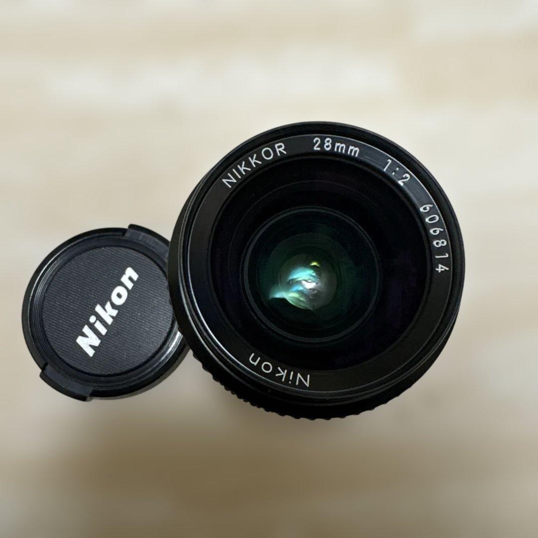 Nikon NIKKOR 28mm f/2 AISレンズ