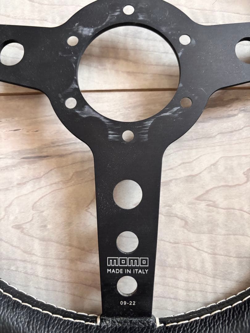 値下げ　MOMO PROTOTIPO 32φ ステアリング