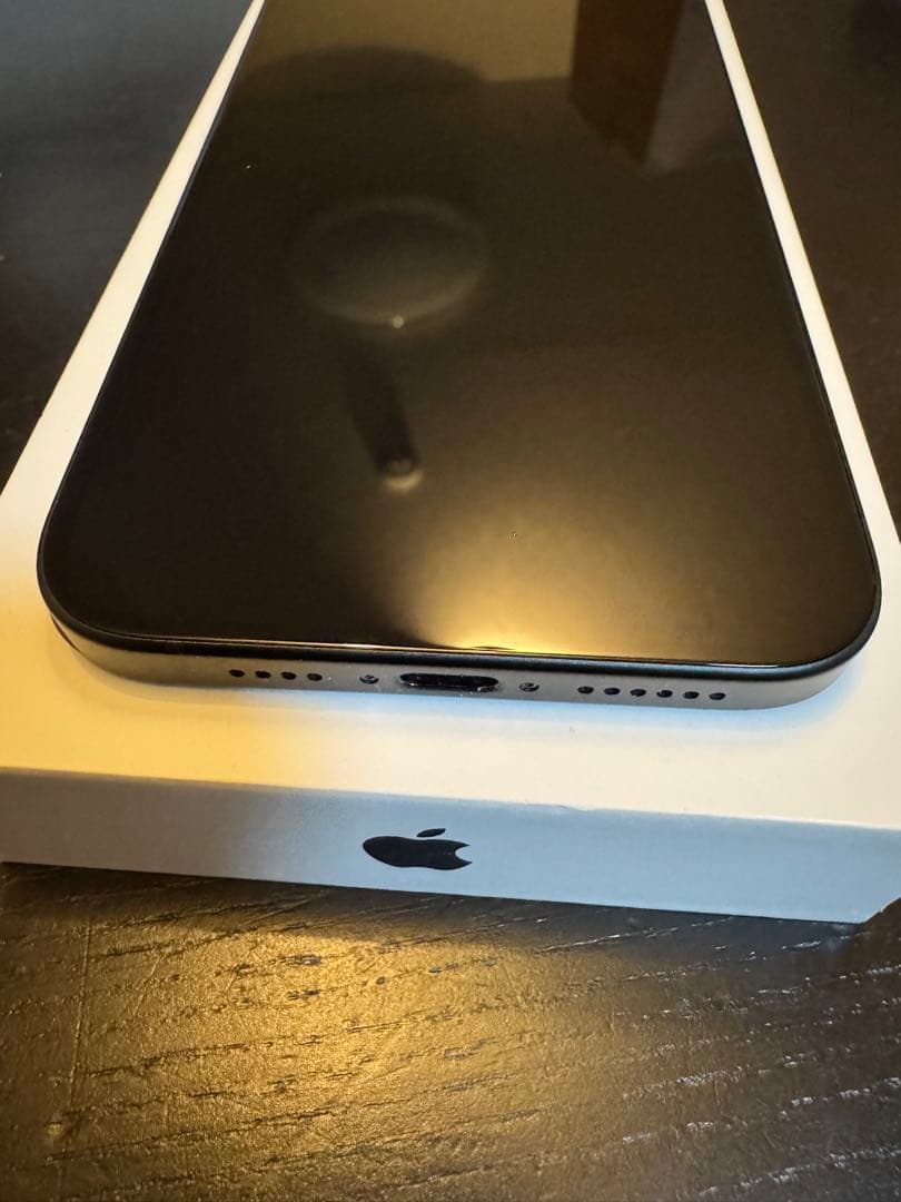 超美品 傷なしiPhone15 plus ブラック 本体