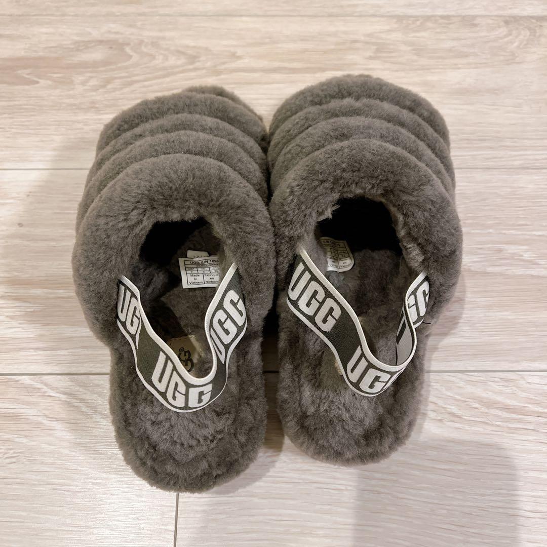 k*6様 UGG ファーサンダル FLUFF YEAH SLIDE 24cm