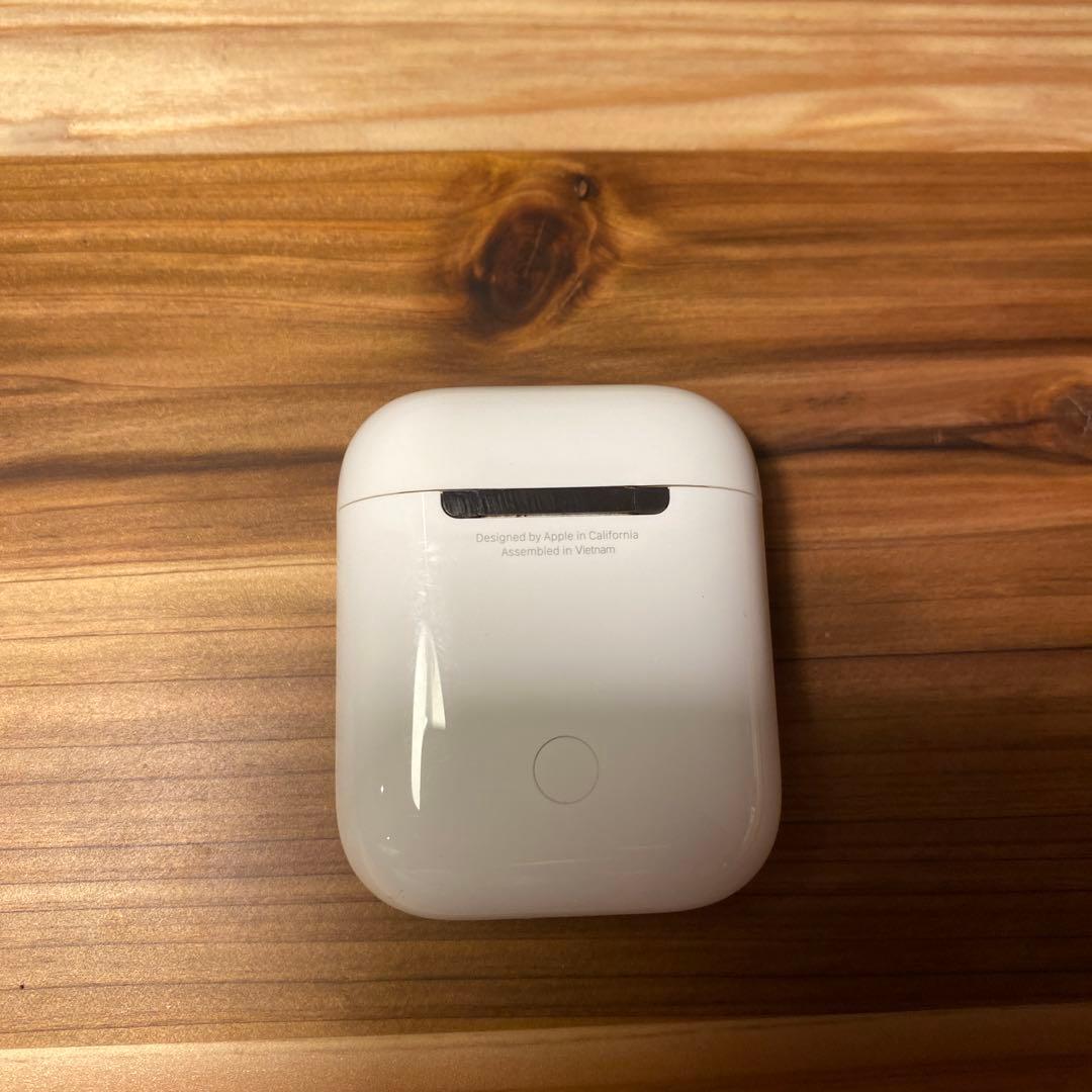 スマホアクセサリー AirPods with Charging Case [MV7N2J/A]