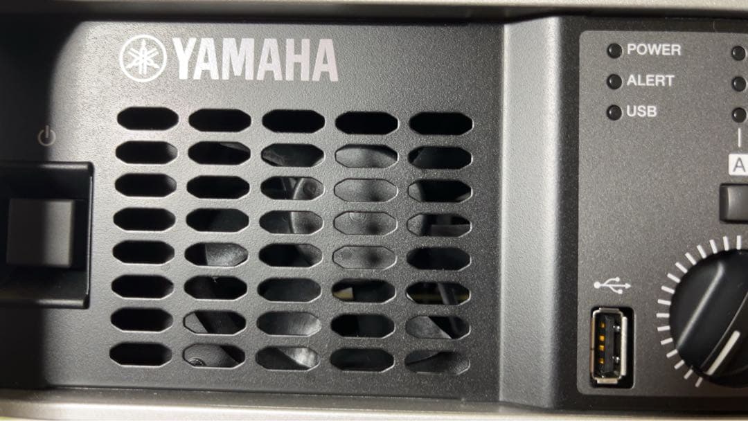 YAMAHA パワーアンプ PX10