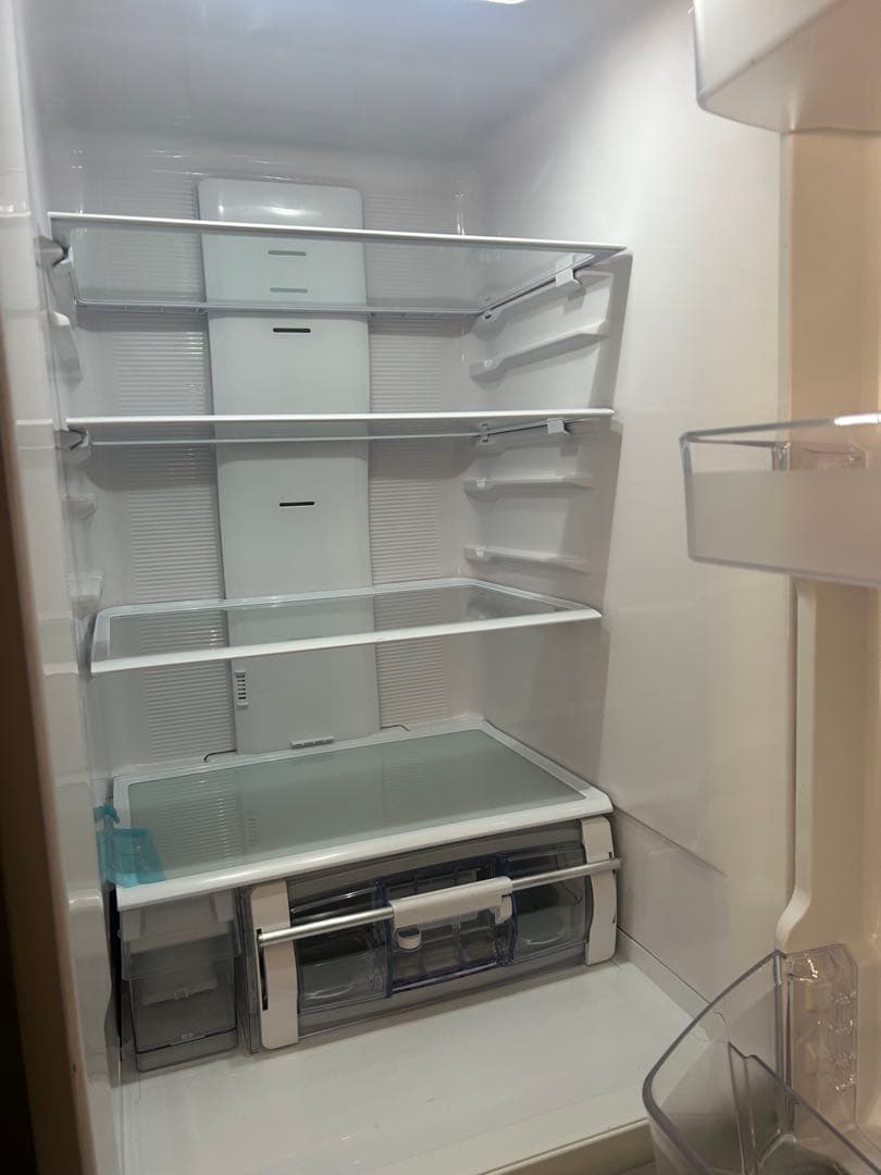 日立　冷蔵庫　２月１５日までの出品