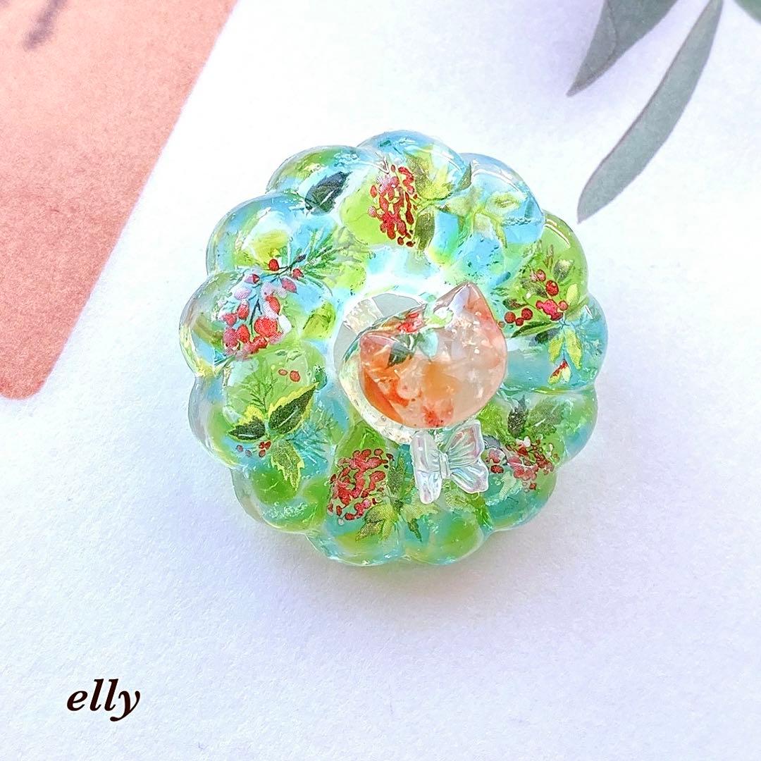 【sawasawa様】1569.天然石　琉球ガラス　雪の結晶　とびつき猫　レジン