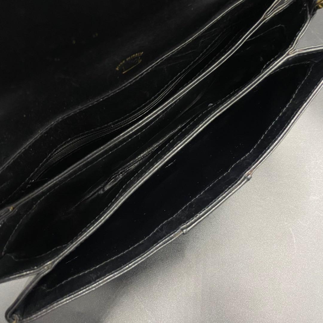 オールドグッチ ショルダーバック インターロッキング ロゴ ブラック レザー