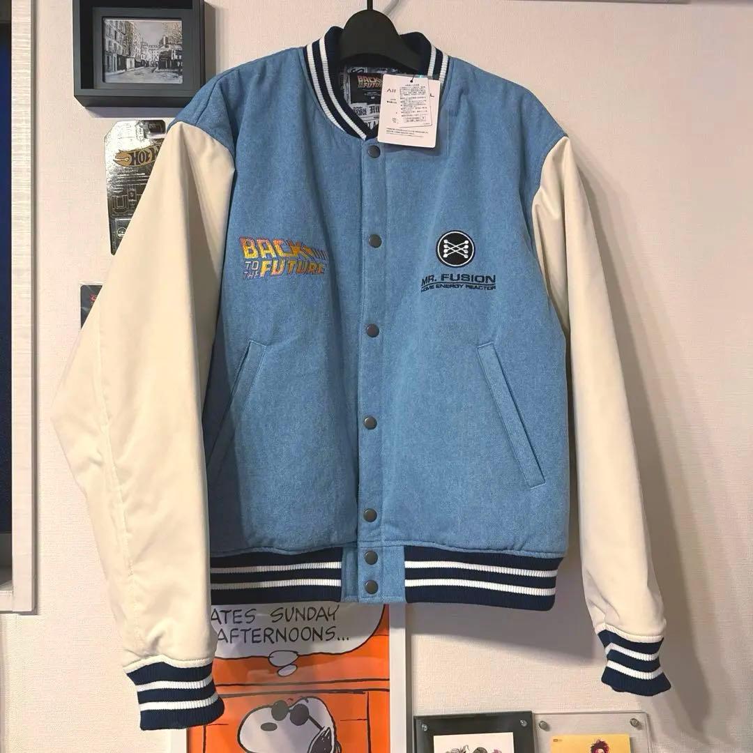 ニコアンド バックトゥザフューチャー BTTF 刺繍スタジャン ライトブルー