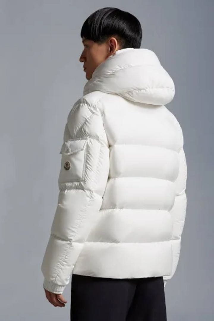 ジャケット・アウター MONCLER VEZERE
