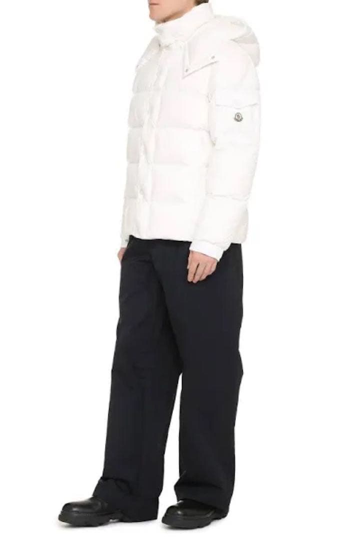 ジャケット・アウター MONCLER VEZERE