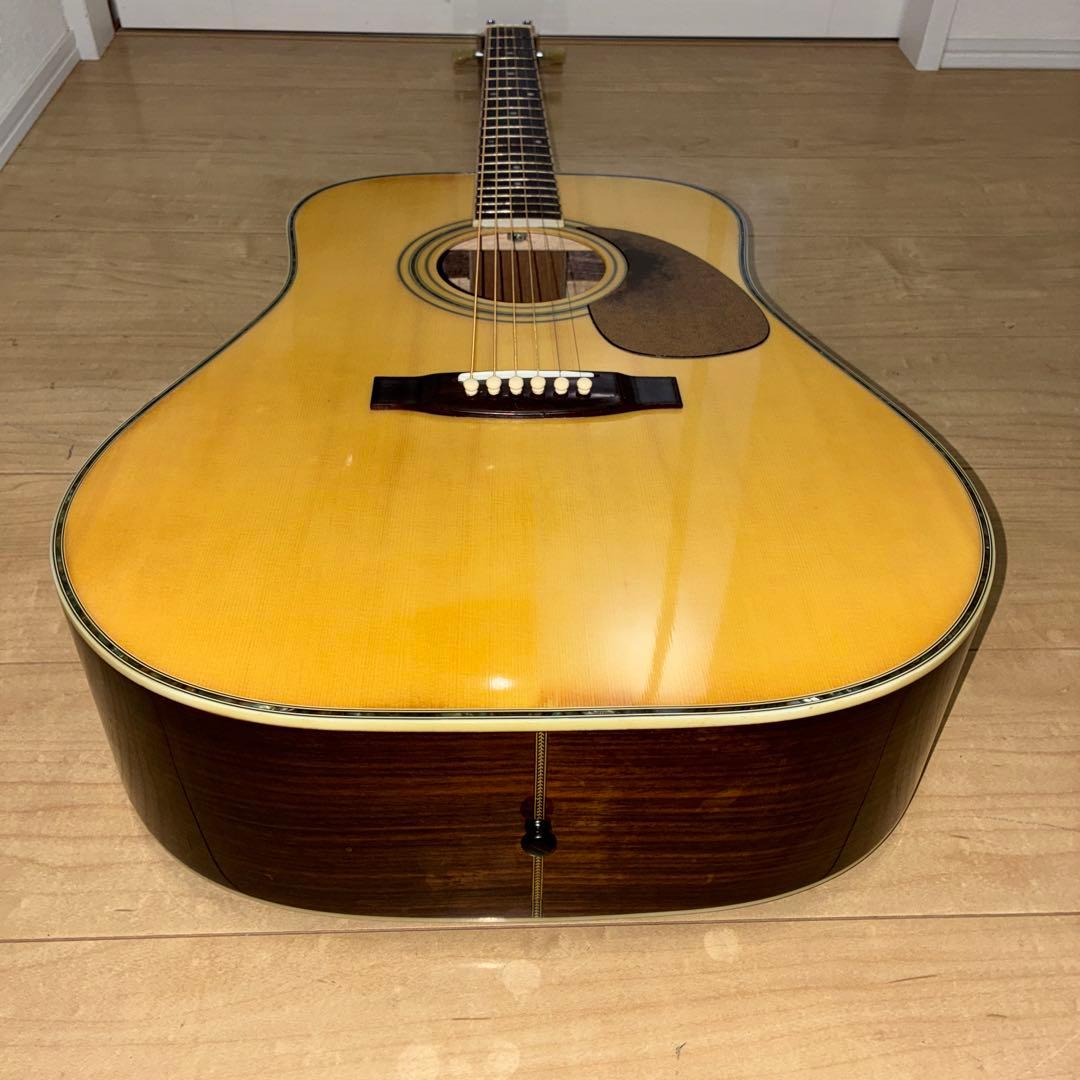 弦交換済み！　pro Martinアコースティックギター激鳴りです　良く鳴ります