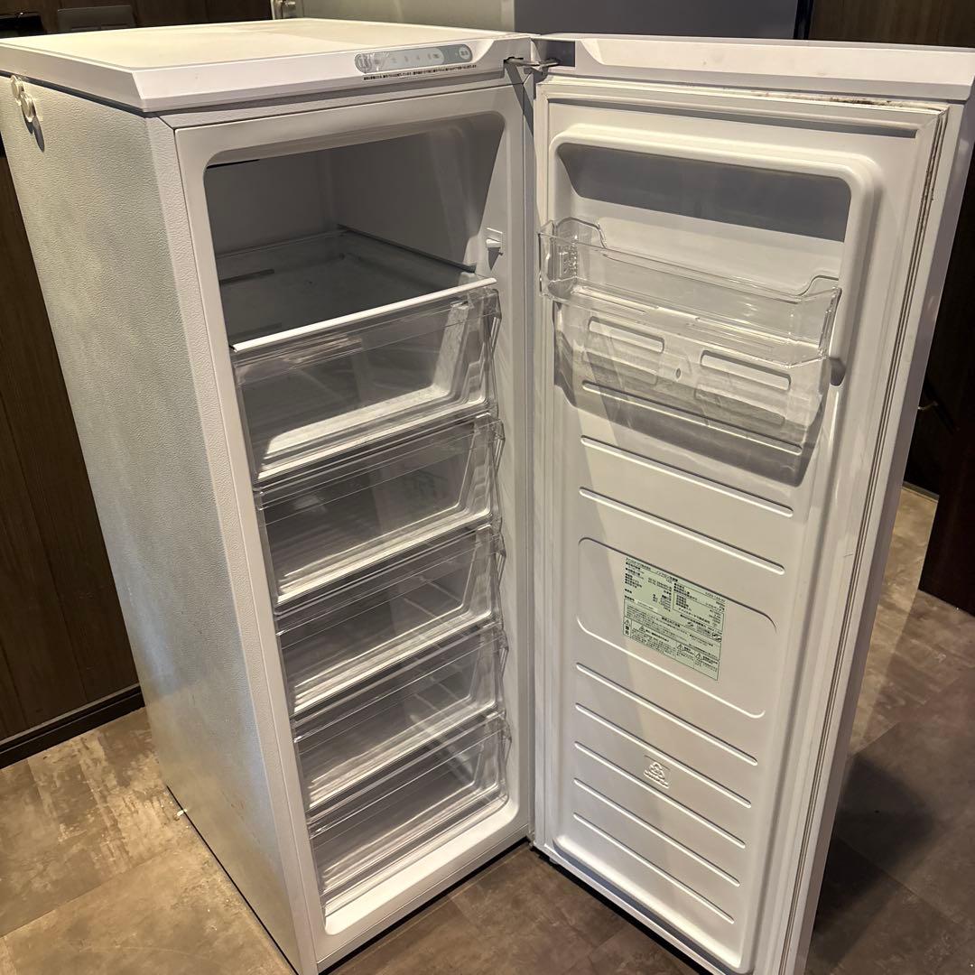 アイリスオーヤマ　冷凍庫　2022年製