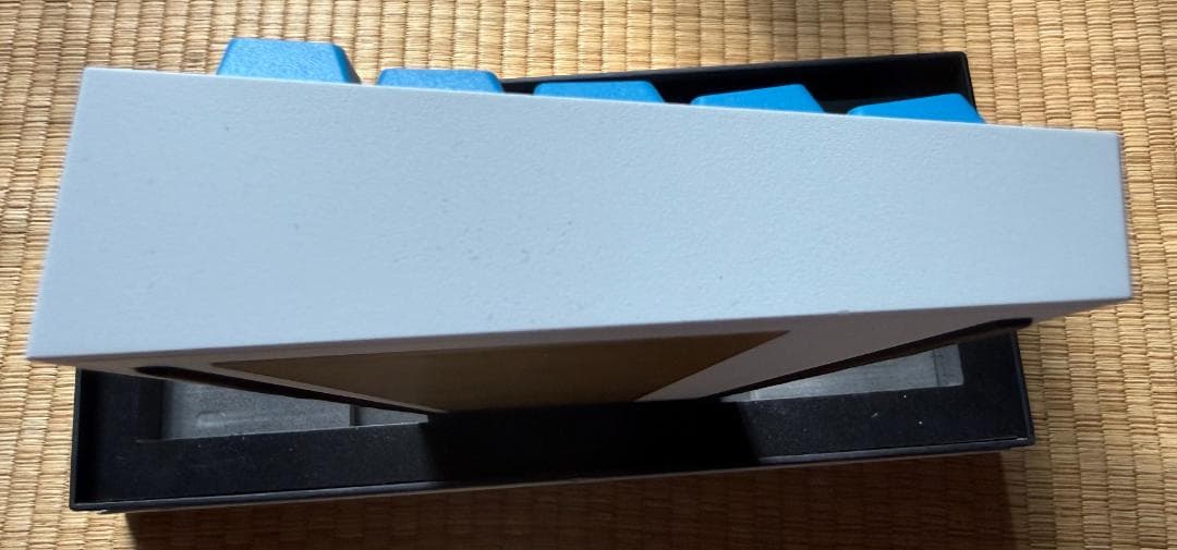 Tofu65 ホワイト 完成品 白×水色 アルミ メカニカルキーボード