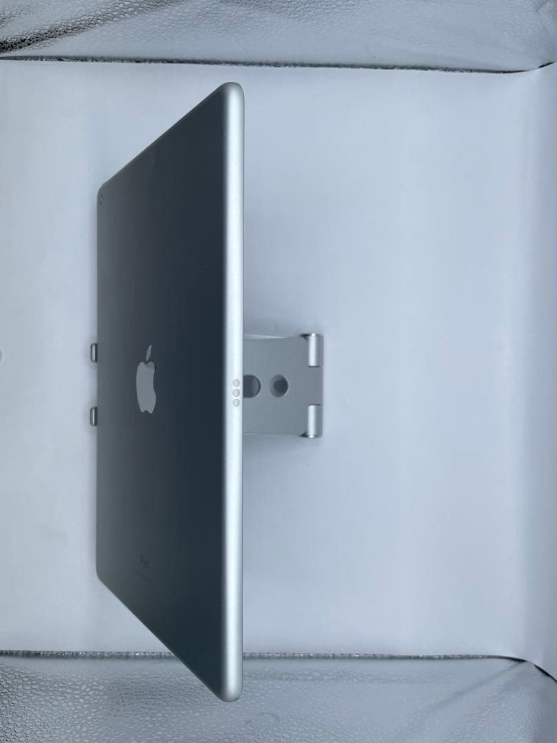 iPad 7世代 32GB バッテリー87%