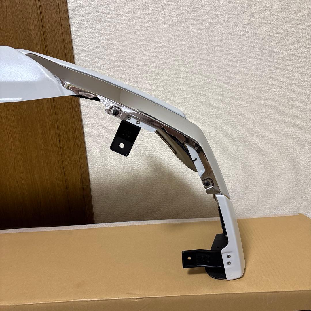 最終価格２５日撤収予定 RAV4 モデリスタフロントスポイラー ホワイトパール